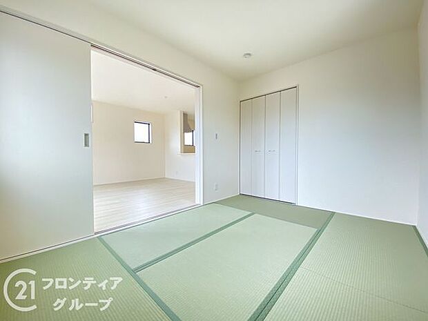 い草香る畳スペースは、使い方色々!客室やお布団で寝るときにぴったりの空間ですね。