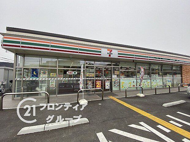 セブンイレブン姫路書写美濃山店 徒歩9分。 650m