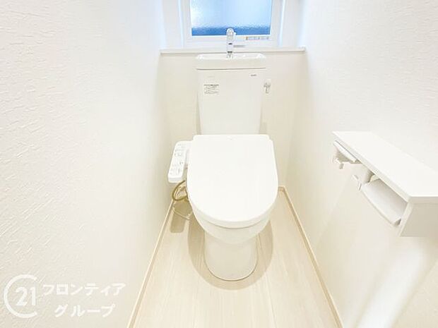 トイレは1階と2階の2カ所に設置!階段を上り下りせずに使用できるので、高齢の方にも安心です!