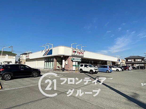 マルアイ 野口店 徒歩8分。 580m