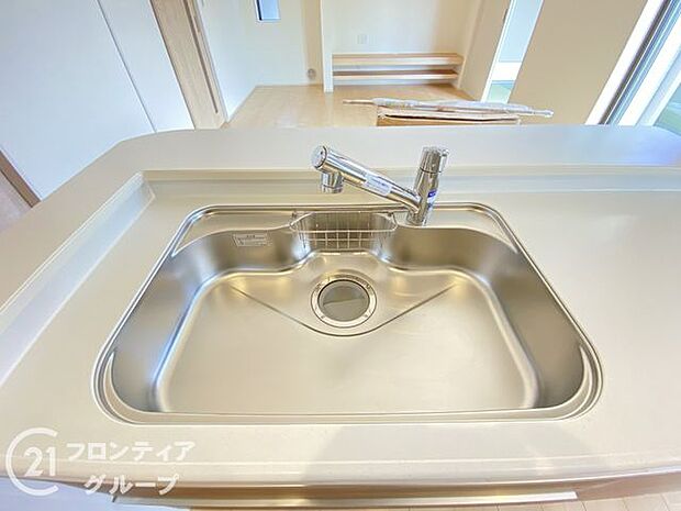 ワイドシンクなので家族が増えても洗い物楽々です