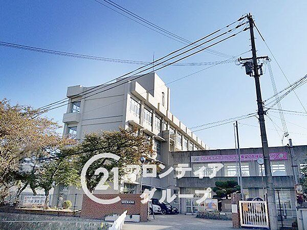 姫路市立東中学校 徒歩16分。 1230m
