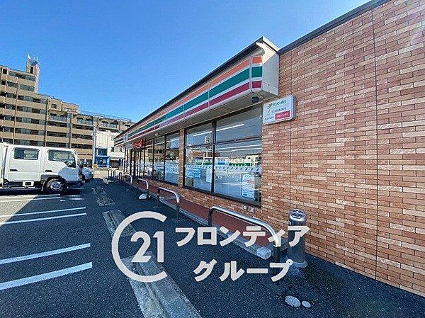 セブンイレブン姫路青山4丁目店 徒歩9分。 680m