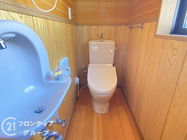 トイレを拡大表示