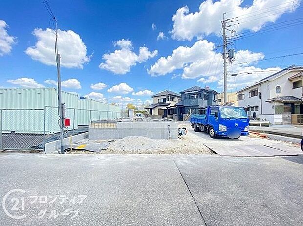 現地写真更新!現地の説明はもちろん、モデルハウスご見学も可能!同社施工物件をご見学していただきますので、実際に使用される設備やお家の雰囲気などをご確認ください