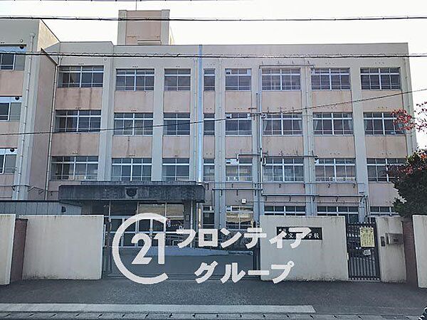 姫路市立安室東小学校 徒歩17分。 1320m