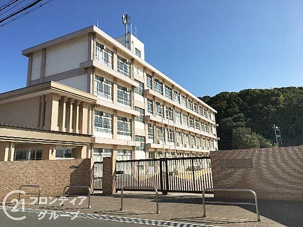 姫路市立勝原小学校 徒歩14分。 1100m