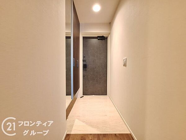 はじめてのマイホーム購入は、わからないことだらけで当然です。資金計画から物件選びまで、順を追ってスタッフが一緒に考えていきます