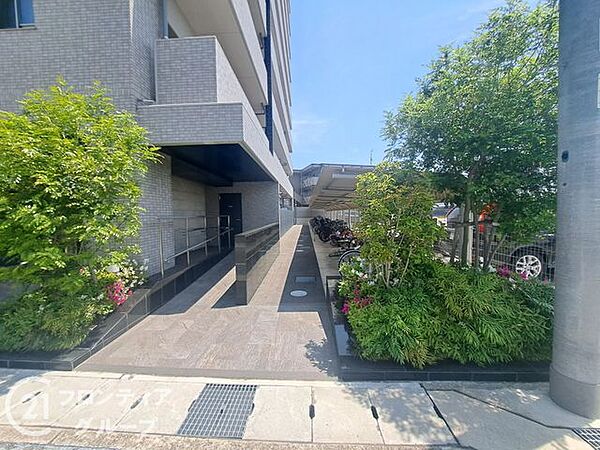マイホームは一生に一度の大きな買い物だからこそ、納得いくまで情報を集めてほしいと思います。疑問はどんどんスタッフにぶつけてください