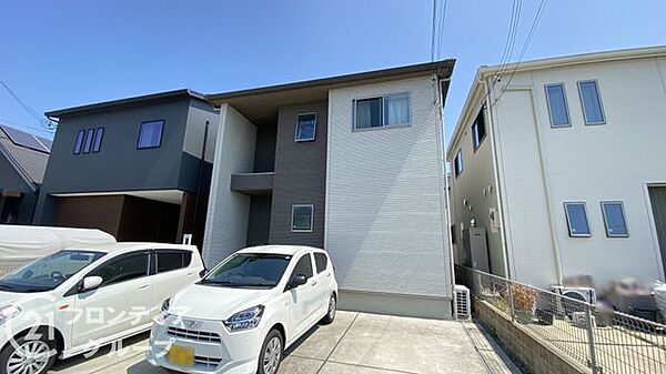 住宅購入の流れや必要な手続きについて、順を追ってご説明しています。はじめての方でも安心してご相談いただける環境を整えています