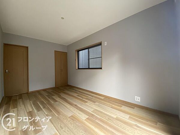 住まい選びは、価格や立地だけでなく、将来の暮らし方まで含めて考えることが大切です。今の段階で気になっていることを、まずスタッフに話してみてください