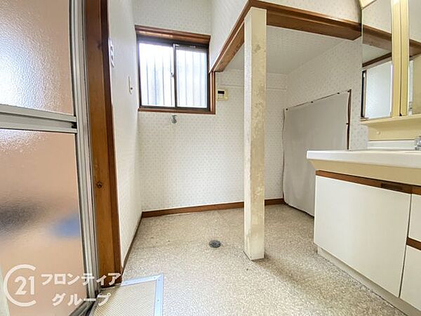 ご見学は無料で承っています。気になる点があれば現地でしっかり確認できますので、まずはお気軽にご予約ください