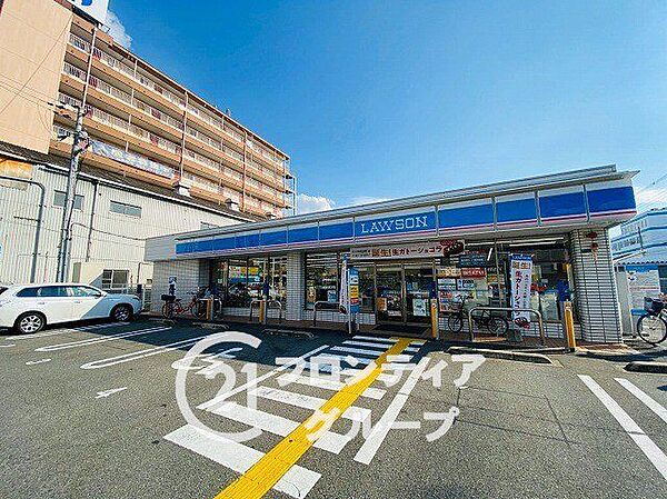 ローソン加美北4丁目店 徒歩3分。 210m