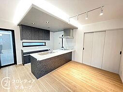 東大阪市中鴻池町3丁目　新築一戸建て　A棟 3LDKのリビング/ダイニング