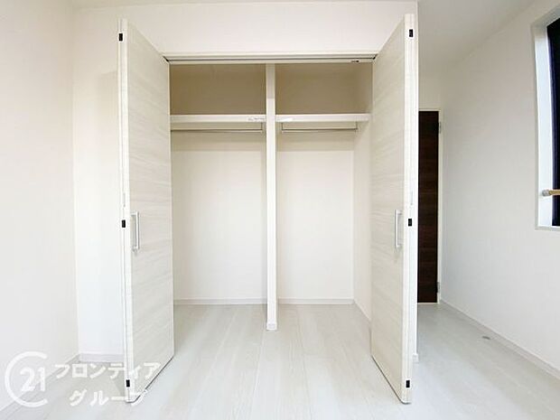 充実した収納スペースなので、お子様が大きくなって、荷物が増えてもたっぷり収納しておけますね