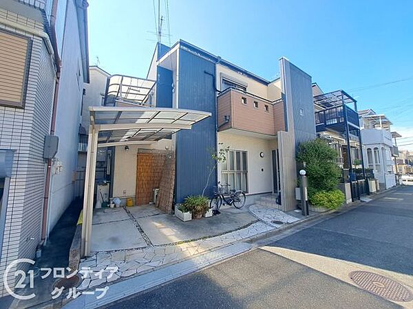 外観：327001687800