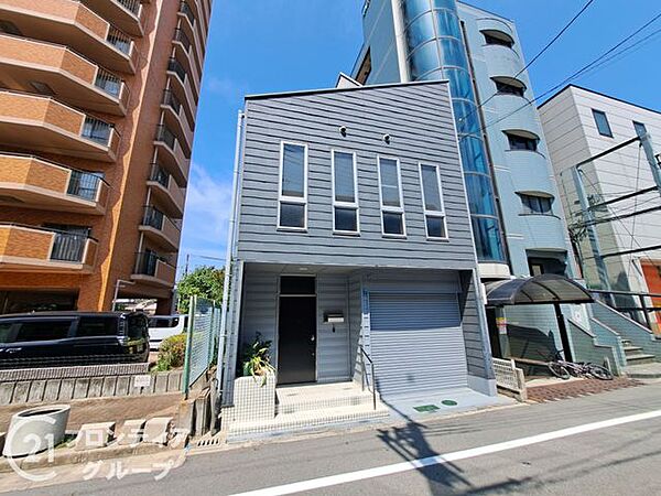 外観：327001668239