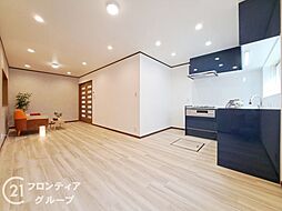 八尾市本町7丁目　中古一戸建て 4LDKのリビング/ダイニング
