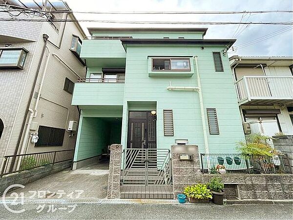 外観：327001667203