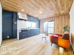 東大阪市高井田西1丁目　中古一戸建て 4LDKのリビング/ダイニング