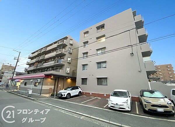 外観：327002222892