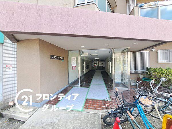 広々としたデザインで、開放感を感じさせます。