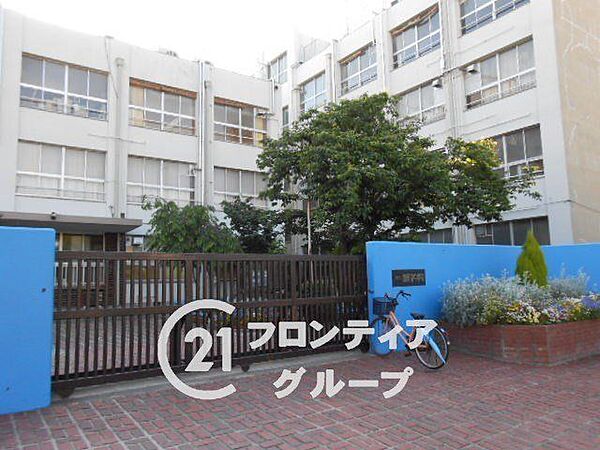 大阪市立加美南中学校 徒歩6分。 440m