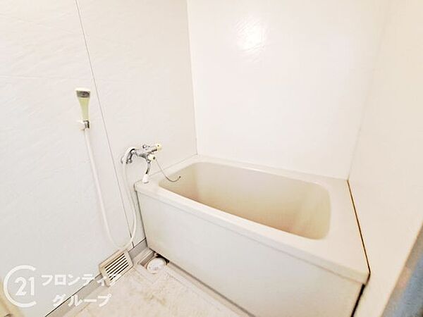 追焚機能があるので、冬場はすぐに温め直せて、水道代も節約できます。