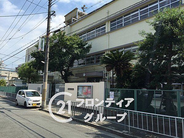 東大阪市立長栄中学校 徒歩14分。 1110m