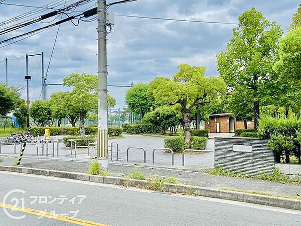 吉原公園 徒歩15分。 1150m