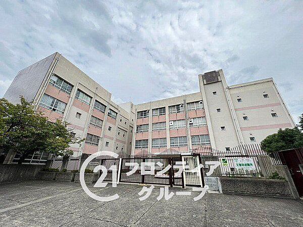 大阪市立矢田中学校 徒歩14分。 1060m