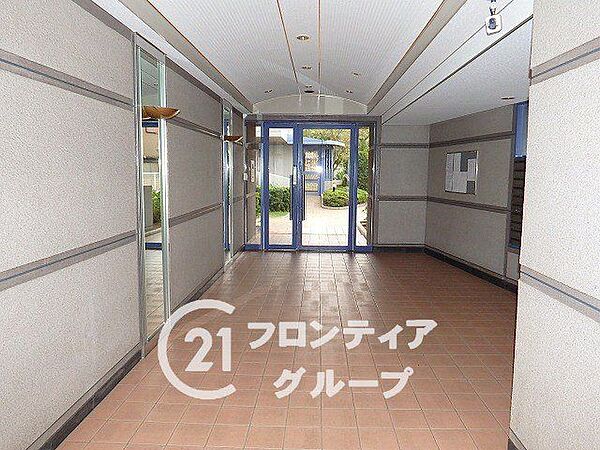 マンションのロビーは、住民の皆様が集うコミュニケーションの場であり、憩いの場です。
