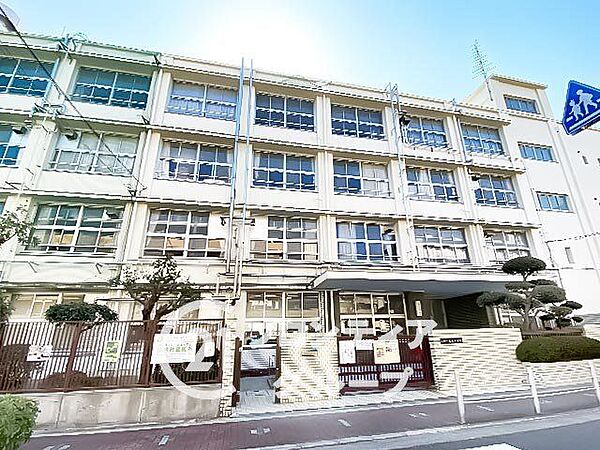 大阪市立長原小学校 徒歩15分。 1130m
