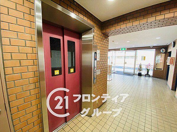 マンションのエレベーターは、快適でスムーズな移動を提供し、住む人の利便性を高める重要な設備です！