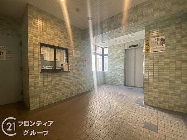 マンションのロビーは、住民の皆様が集うコミュニケーションの場であり、憩いの場です。