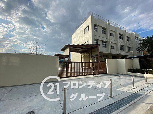 大阪市立東田辺小学校 徒歩3分。 200m