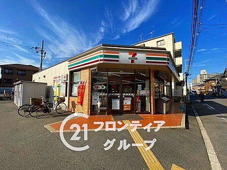 セブンイレブン大阪瓜破3丁目店 徒歩4分。 270m
