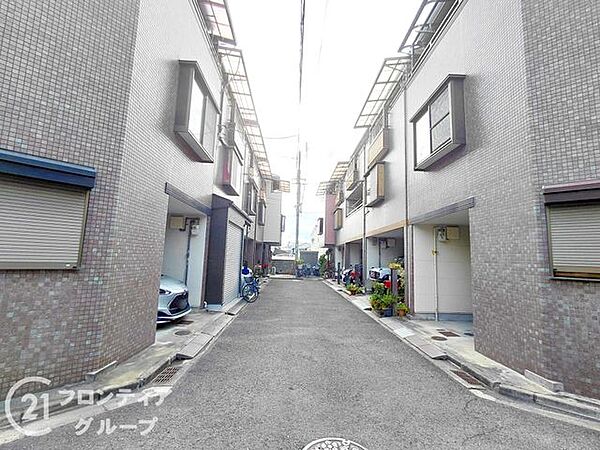 「賃貸のままでいいのか、買うべきか」その判断に必要な情報を、スタッフがわかりやすく整理してお伝えします。お気軽にご相談ください