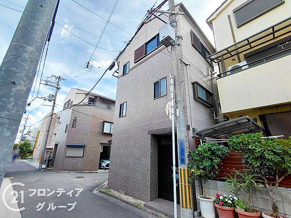 住まい探しは、情報収集の段階から動き出すことで選択肢が広がります。気になる物件があれば、まずお気軽にお問い合わせください