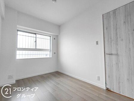 住まい選びは、価格や立地だけでなく、将来の暮らし方まで含めて考えることが大切です。今の段階で気になっていることを、まずスタッフに話してみてください