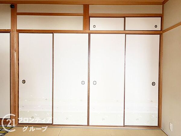 エリアの特性や周辺環境についての情報提供も行っています。物件だけでなく、地域の暮らしやすさも含めてご確認いただけます