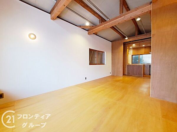 物件から受けた印象や、周辺の生活環境への疑問まで、気になることを何でも話してみてください。暮らしのイメージを一緒に整理していきましょう
