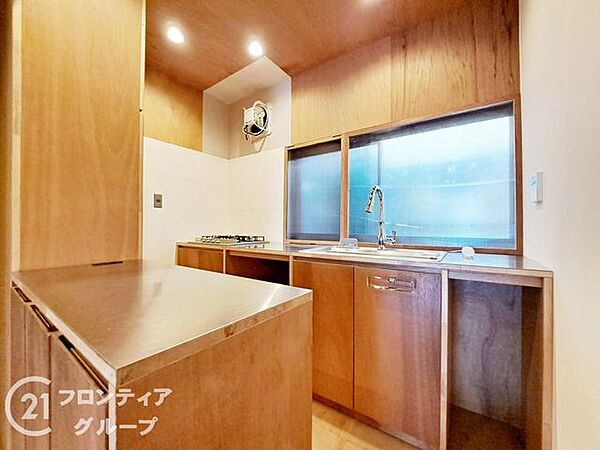 はじめてのご相談でも、経験豊富なスタッフが丁寧にお話を伺います。住まいのことで気になることがあれば、いつでもお声がけください