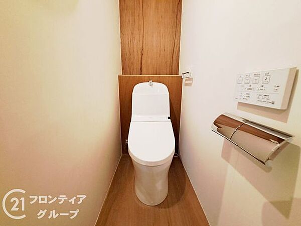 はじめてのマイホーム購入は、わからないことだらけで当然です。資金計画から物件選びまで、順を追ってスタッフが一緒に考えていきます