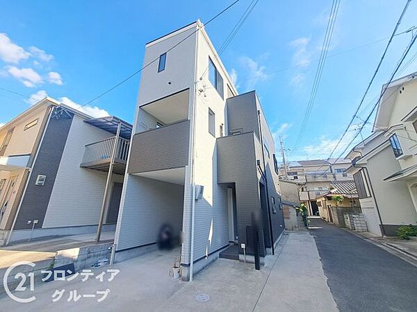 マイホームは一生に一度の大きな買い物だからこそ、納得いくまで情報を集めてほしいと思います。疑問はどんどんスタッフにぶつけてください