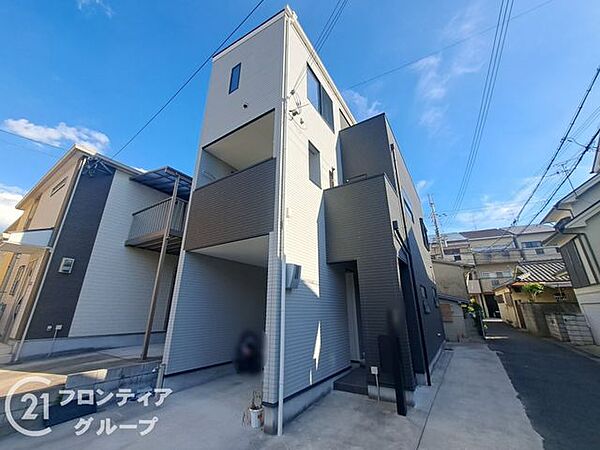 エリアの特性や周辺環境についての情報提供も行っています。物件だけでなく、地域の暮らしやすさも含めてご確認いただけます