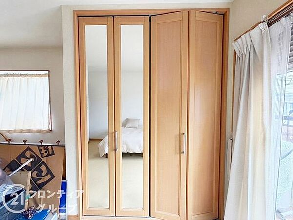 住まい選びは、価格や立地だけでなく、将来の暮らし方まで含めて考えることが大切です。今の段階で気になっていることを、まずスタッフに話してみてください