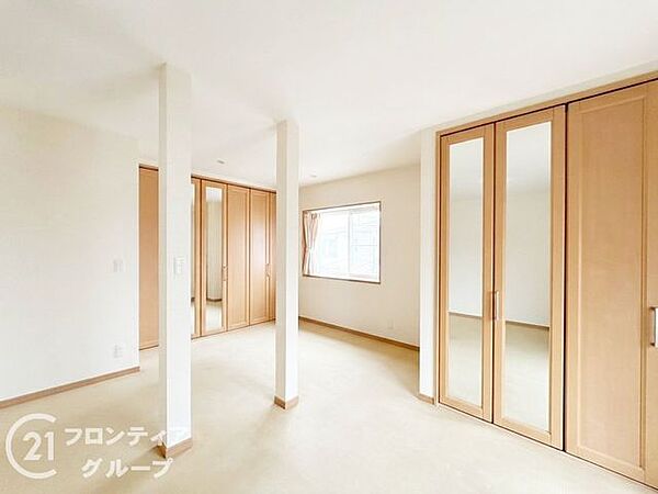 住まい選びは、価格や立地だけでなく、将来の暮らし方まで含めて考えることが大切です。今の段階で気になっていることを、まずスタッフに話してみてください