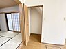室内：物件から受けた印象や、周辺の生活環境への疑問まで、気になることを何でも話してみてください。暮らしのイメージを一緒に整理していきましょう