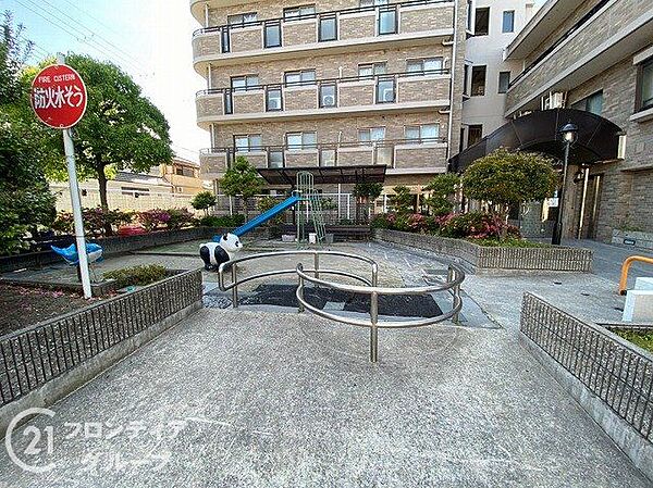 マイホームは一生に一度の大きな買い物だからこそ、納得いくまで情報を集めてほしいと思います。疑問はどんどんスタッフにぶつけてください